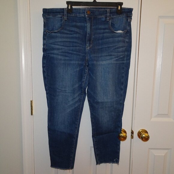 American Eagle Outfitters Denim - American Eagle Hi-rise Jegging Crop